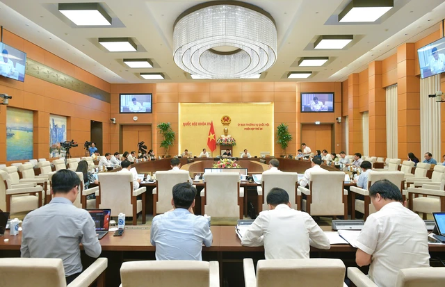 Ngày 21/11, Quốc hội thảo luận về phòng chống tội phạm, tham nhũng